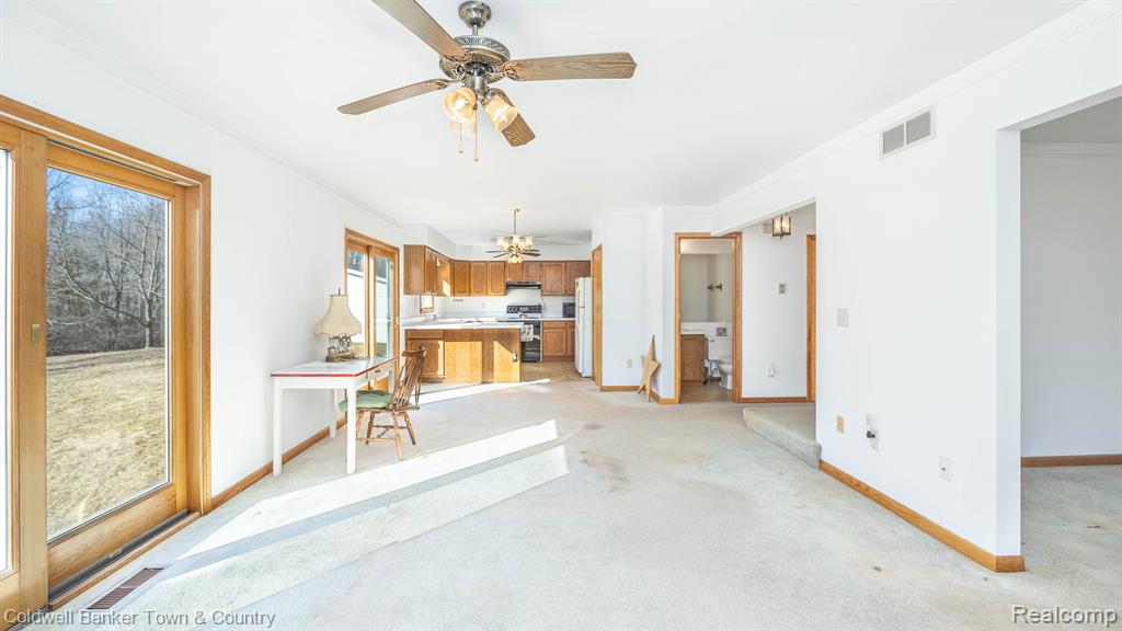 5427 OAK GROVE Road, Howell, MI 48855 — Photo 13