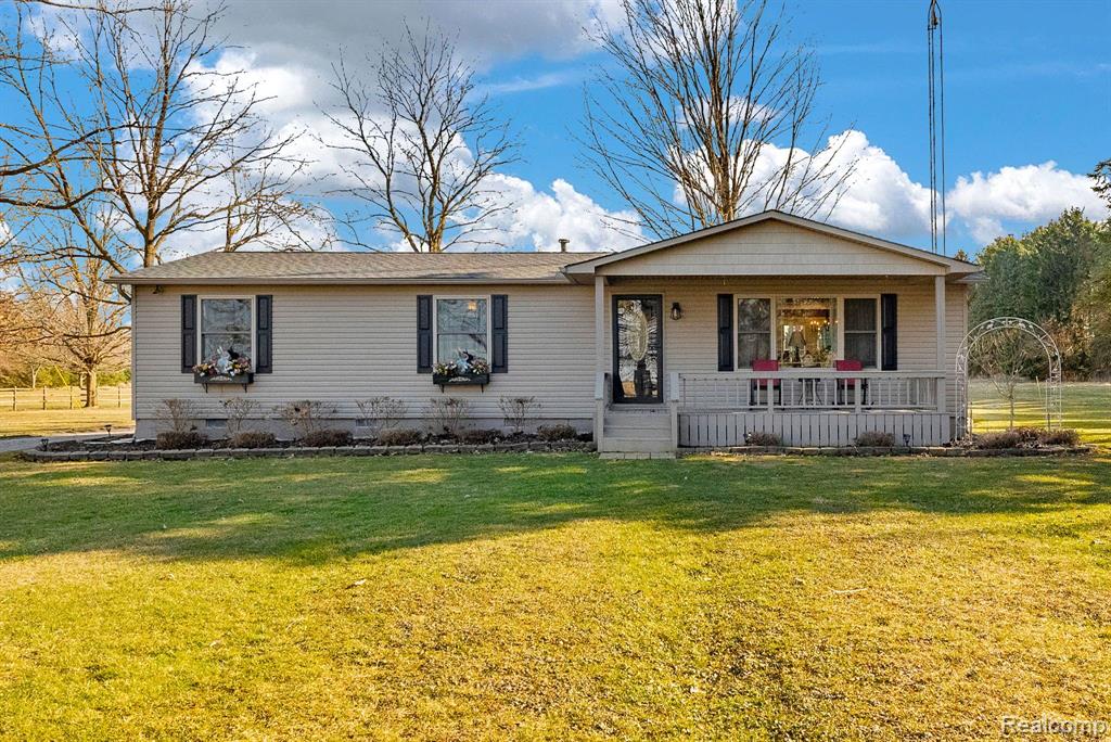 6572 WELLMAN LINE Road, Croswell, MI 48422 — Photo 2