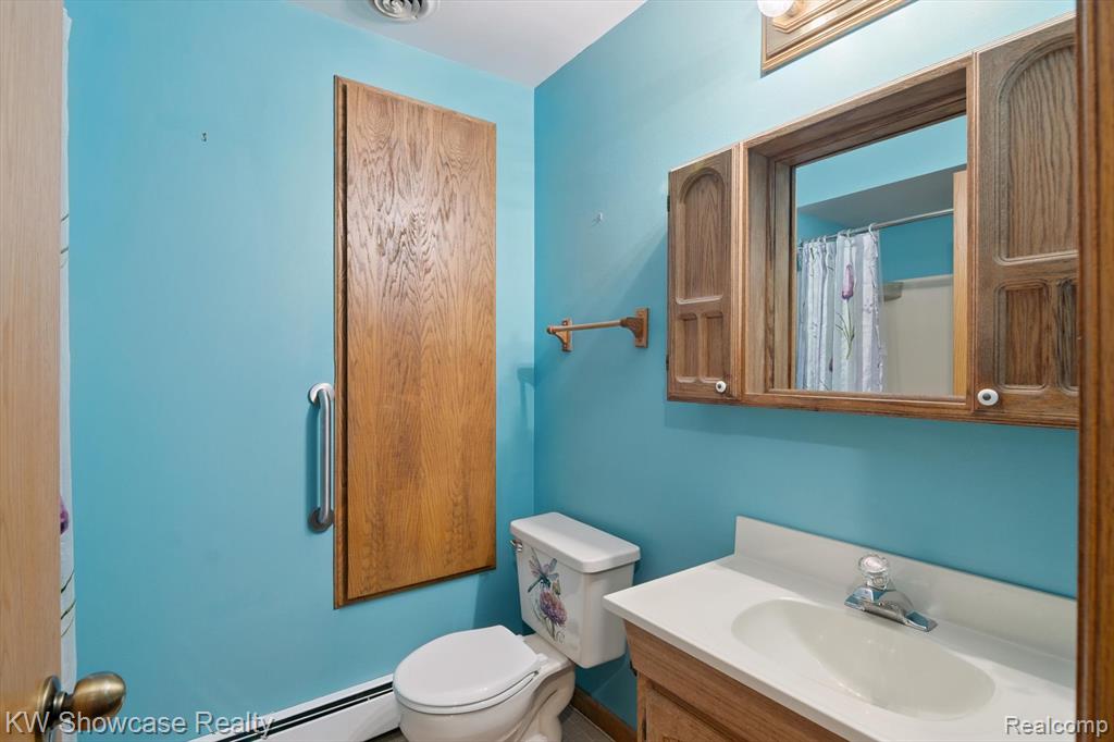 11858 Earl Street, Pinckney, MI 48169 — Photo 20