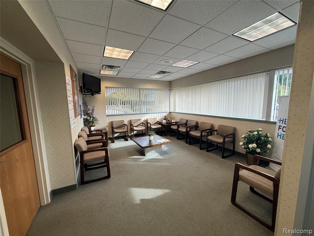 4007 W Court Street, Flint, MI 48532 — Photo 11