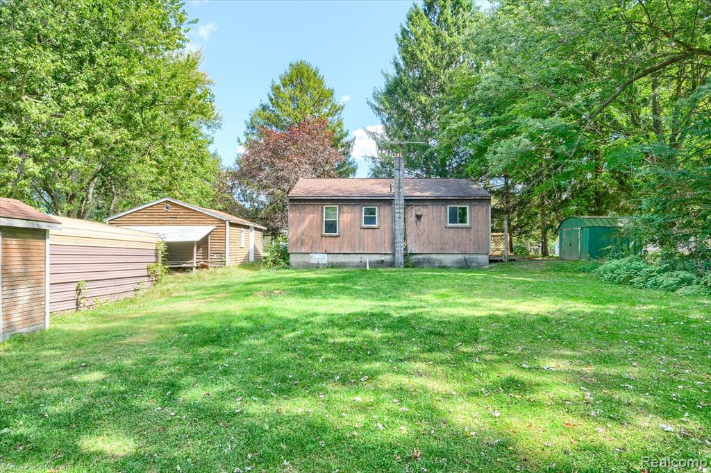 4425 West Street, Leonard, MI 48367 — Photo 4
