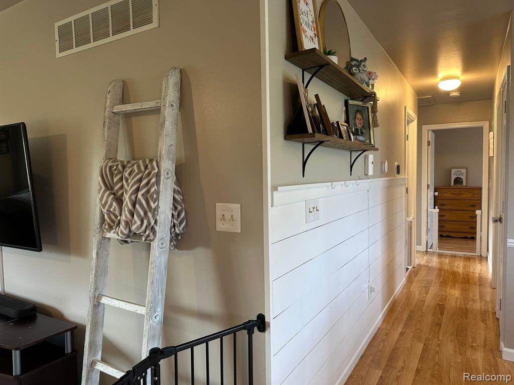 1017 Squaw Creek Road, Fostoria, MI 48435 — Photo 21