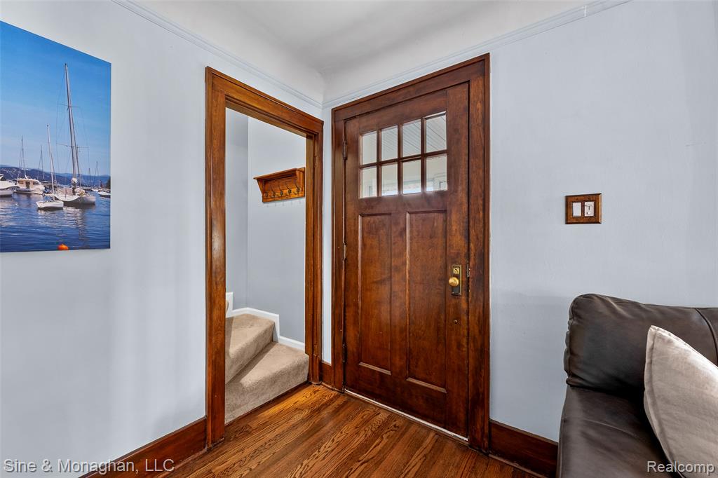 517 Forest Avenue N, Royal Oak, MI 48067 — Photo 8