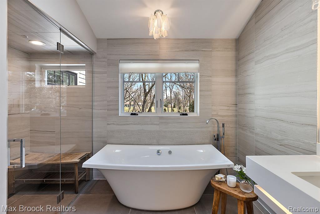5905 Wing Lake Road, Bloomfield Hills, MI 48301 — Photo 19