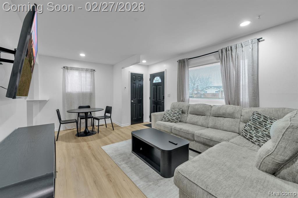 8281 Huron Street, Taylor, MI 48180 — Photo 12