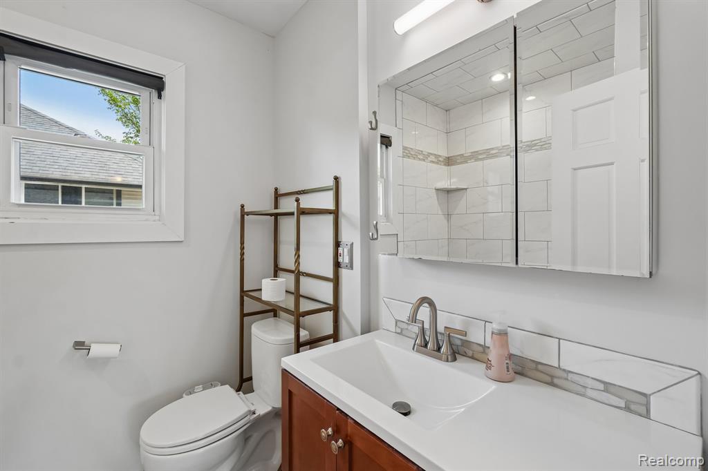 602 Florence Avenue, Royal Oak, MI 48067 — Photo 14