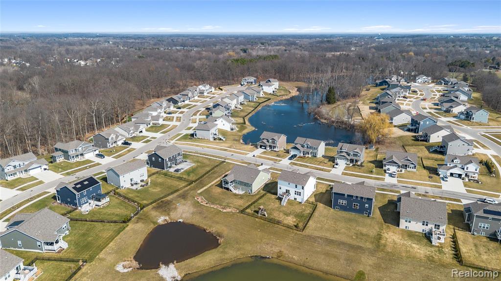 2056 Gambrel Lane, Howell, MI 48843 — Photo 37