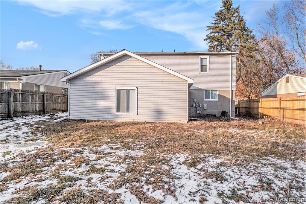 42071 ZACHARY Street, Van Buren, MI 48111 — Photo 24