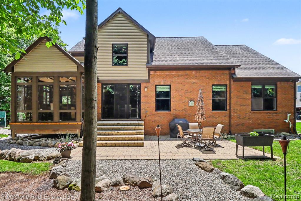651 Wynstone Circle N, Oakland, MI — Photo 40
