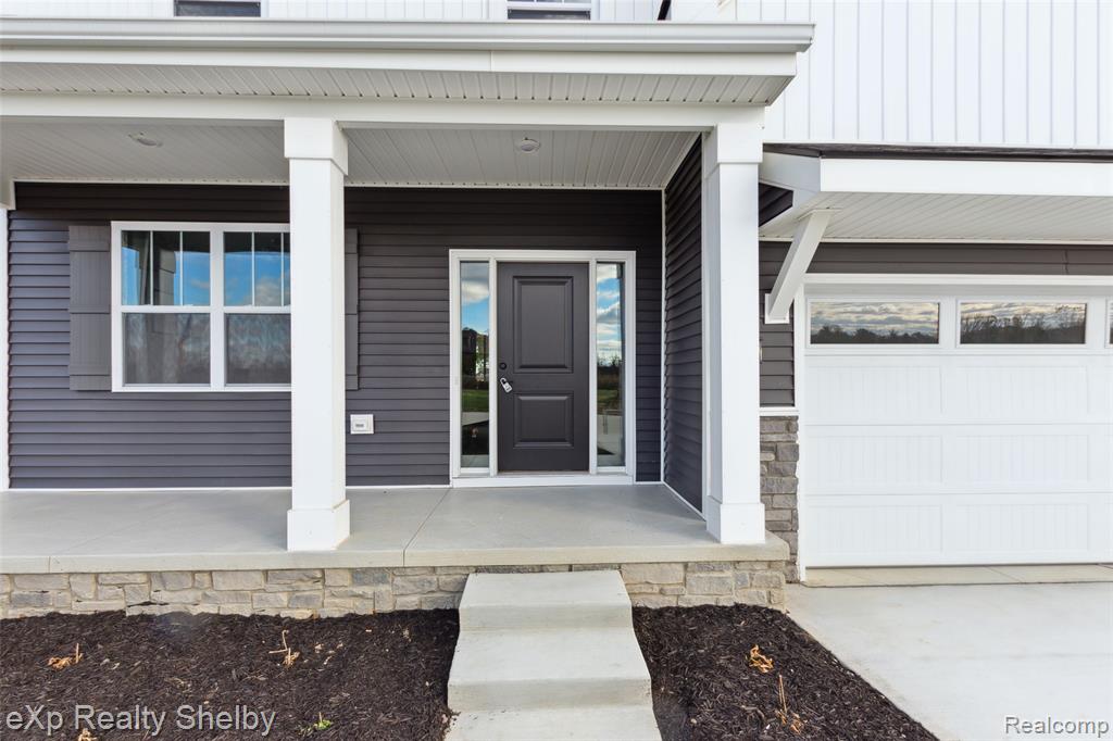 52210 Wellington Valley Drive, Macomb, MI 48042 — Photo 2