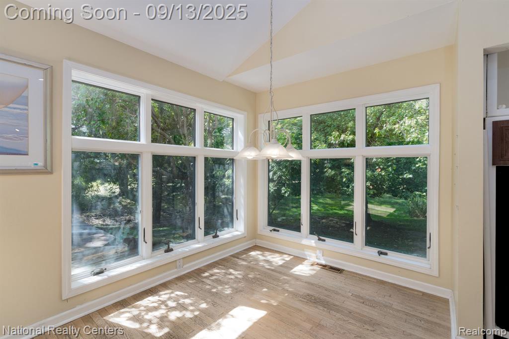 5118 Vincennes Court, Bloomfield Hills, MI 48302 — Photo 27