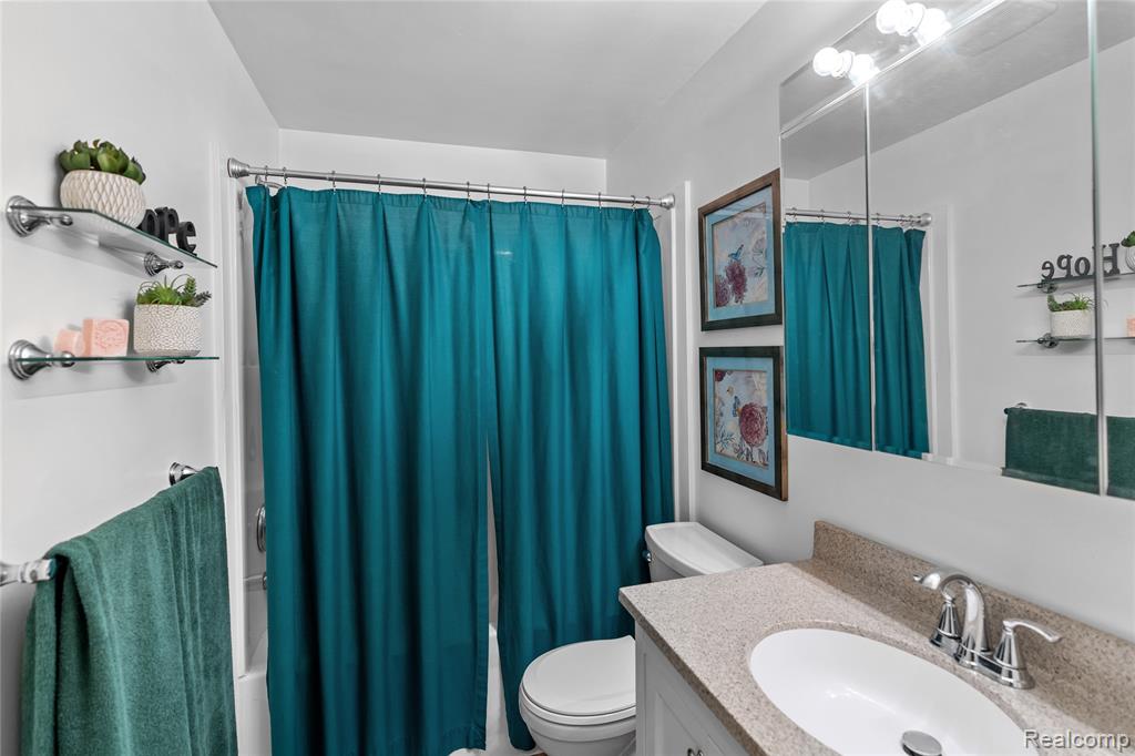 5354 Winshall Drive, Swartz Creek, MI 48473 — Photo 17
