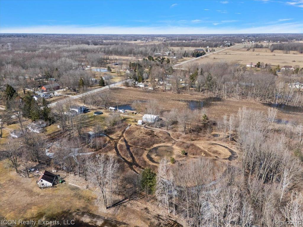 2595 PALMS Road, Columbus, MI — Photo 36