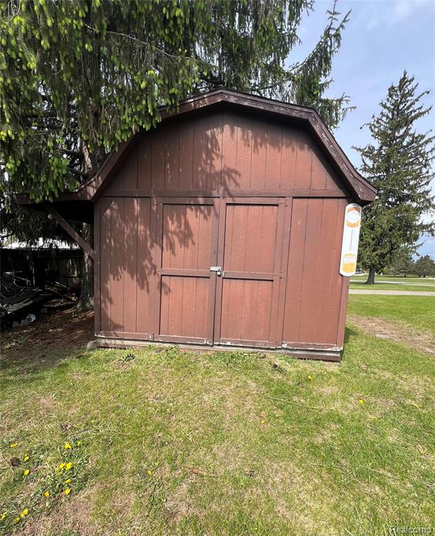 5275 Lippincott Road, Lapeer, MI 48446 — Photo 22