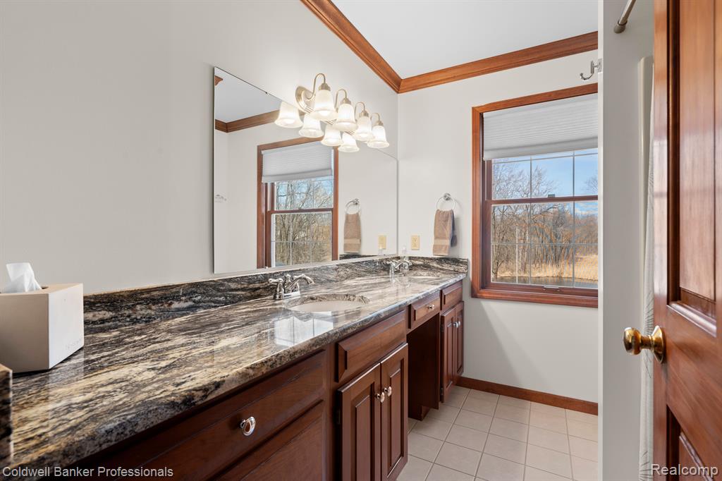 6253 7 MILE Road, South Lyon, MI 48178 — Photo 28