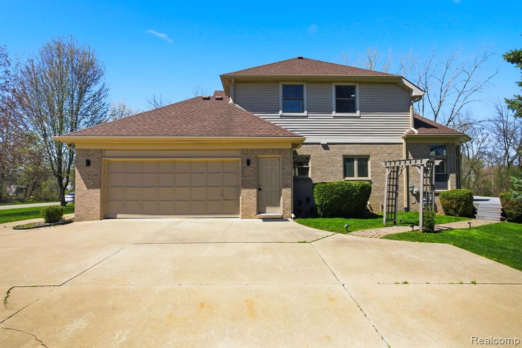 8488 Annette Avenue, Grosse Ile, MI 48138 — Photo 48