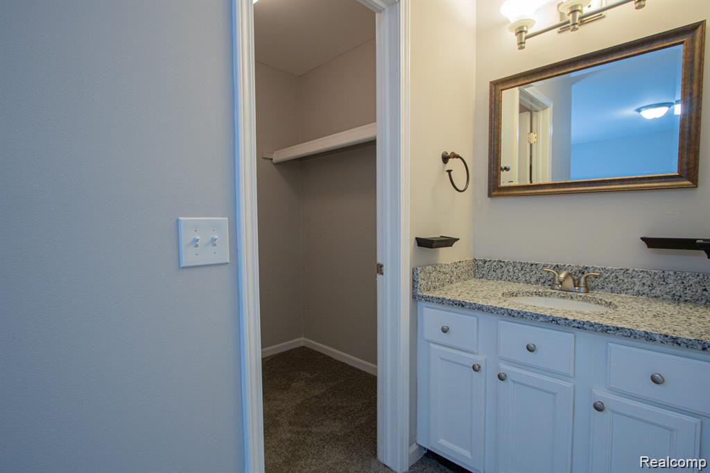 75 ROSEBUD Lane, Mount Clemens, MI 48043 — Photo 17