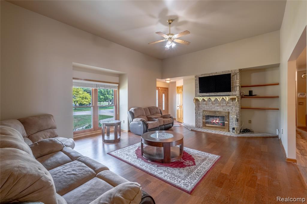 5005 Cedarbrook Drive, Saginaw, MI 48603 — Photo 5