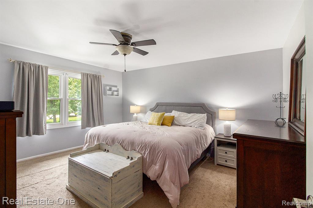 964 Abbey Lane, Milford, MI 48381 — Photo 7