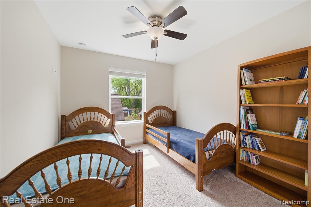 8915 Gittins Street, Commerce Twp, MI 48382 — Photo 18