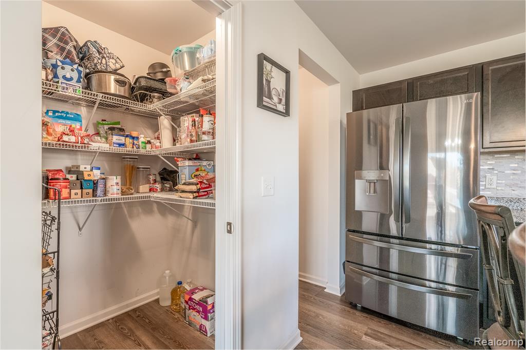 6811 Chandler Drive, Belleville, MI 48111 — Photo 44