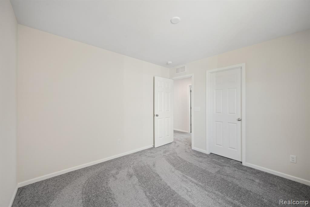 372 Edge Brook Drive, Holly, MI 48442 — Photo 19
