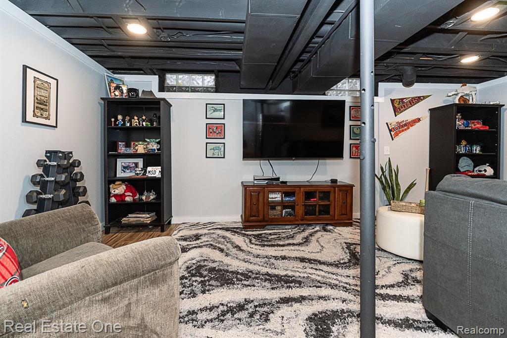 4781 PARVIEW Drive, Clarkston, MI — Photo 36