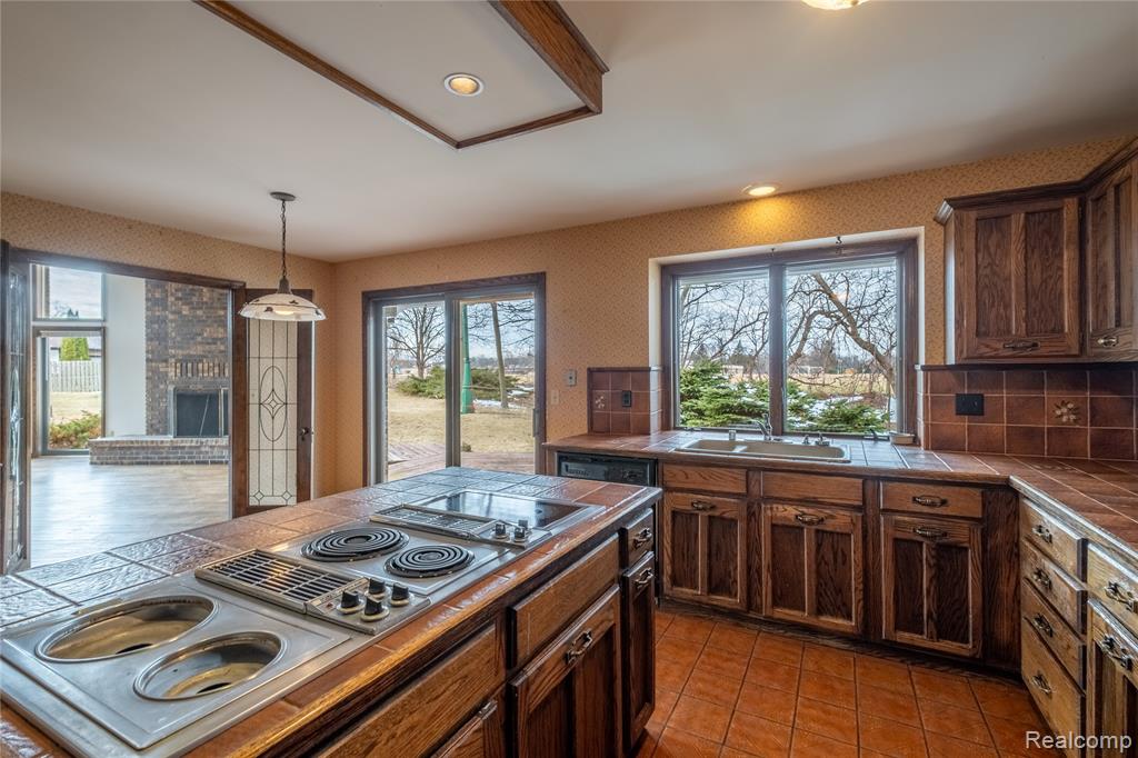 3155 Beech Tree Lane, Flushing, MI 48433 — Photo 10