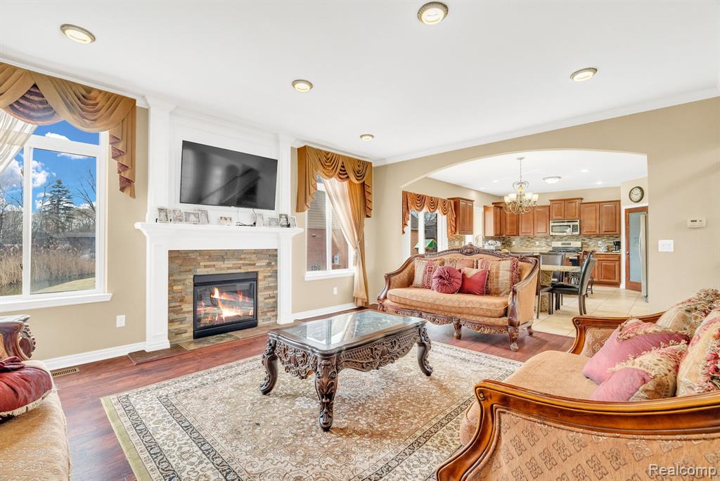 4122 Hawks Nest Road, Utica, MI 48317 — Photo 20