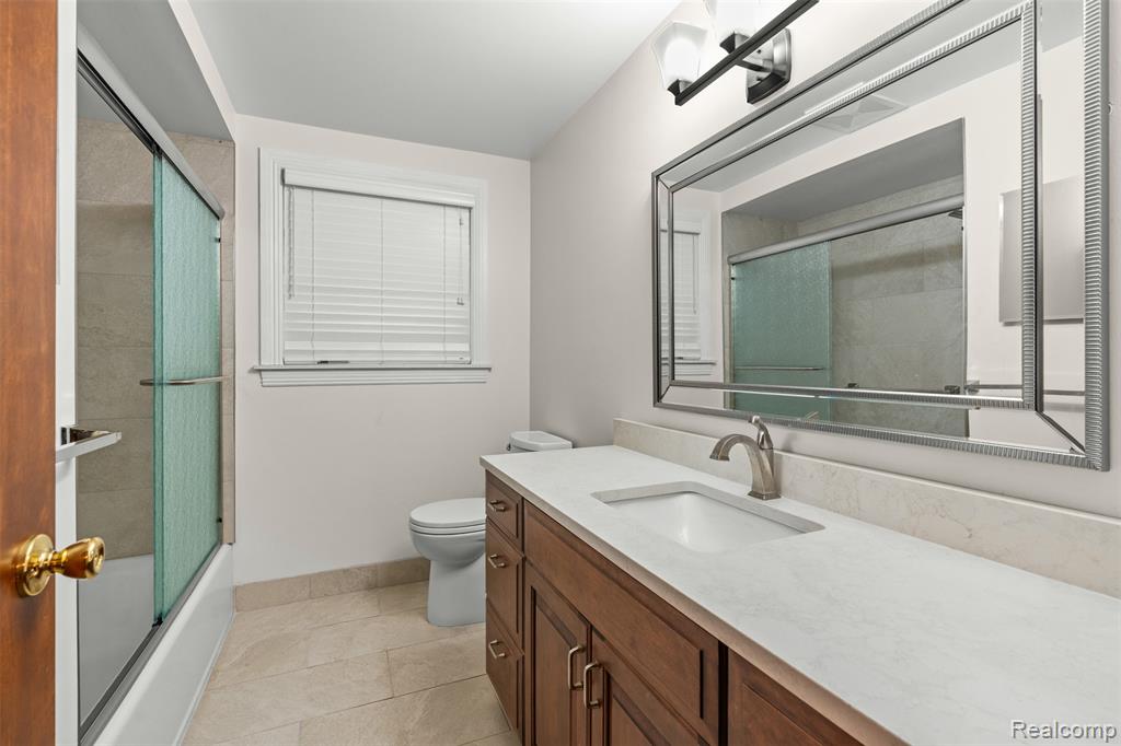 6223 Thorneycroft Drive, Shelby Twp, MI 48316 — Photo 20