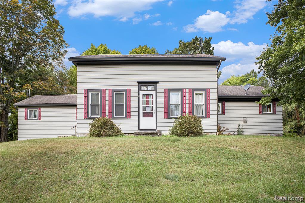 1340 County Farm Road, Howell, MI 48843 — Photo 32