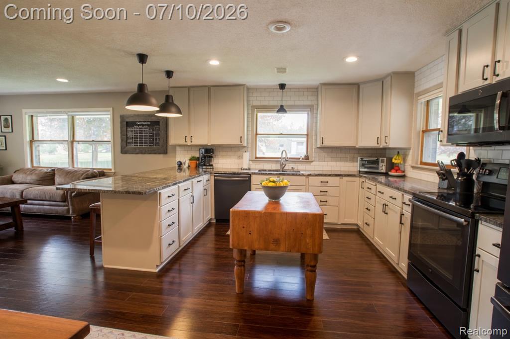 5278 Skelton Road, Columbiaville, MI 48421 — Photo 37