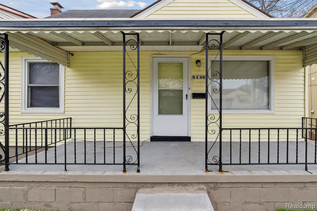 8468 LOZIER Avenue, Warren, MI 48089 — Photo 4