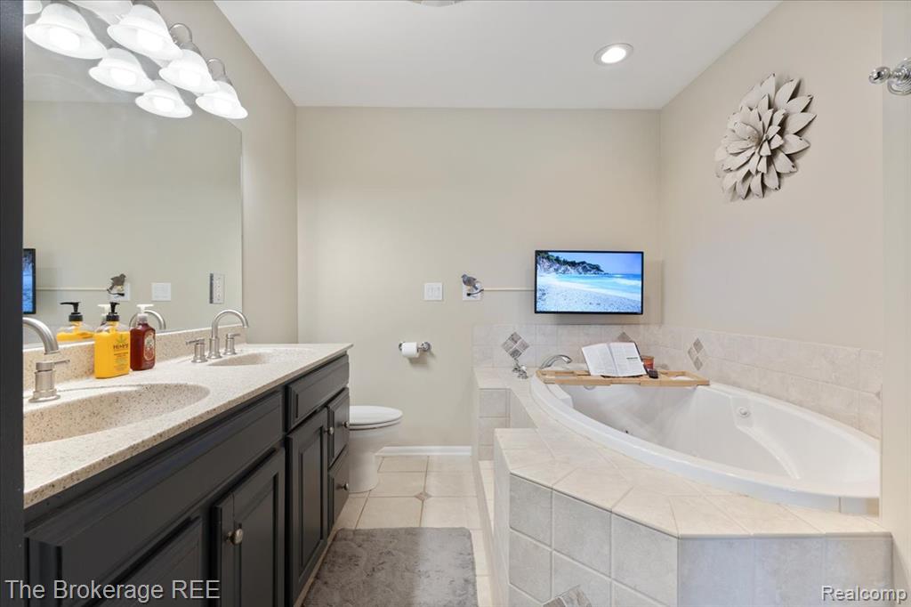 9037 Dublin Way, Davison, MI 48423 — Photo 38