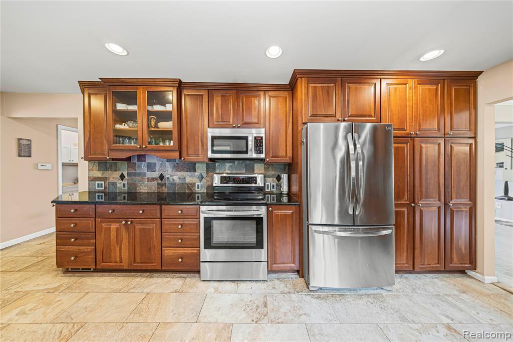 41846 Sutters Lane, Northville, MI 48168 — Photo 15