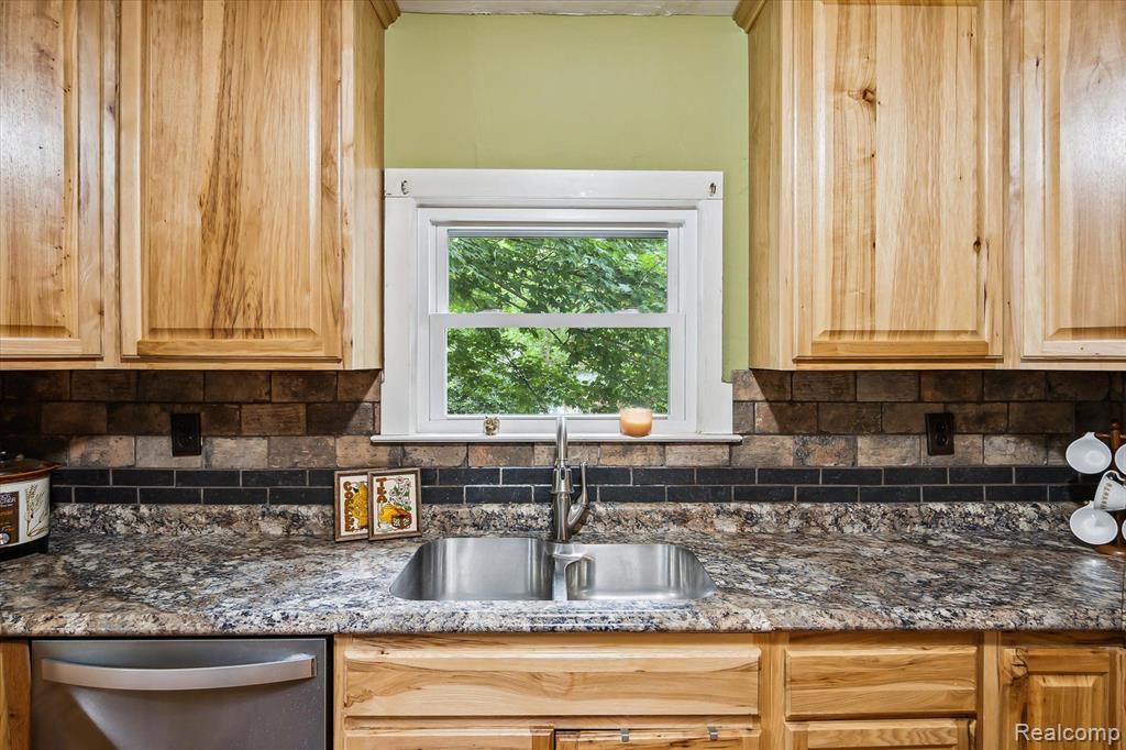 220 S CLINTON Street, Stockbridge, MI 49285 — Photo 23