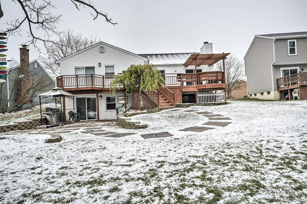 5806 KING JAMES, Waterford, MI 48327 — Photo 56