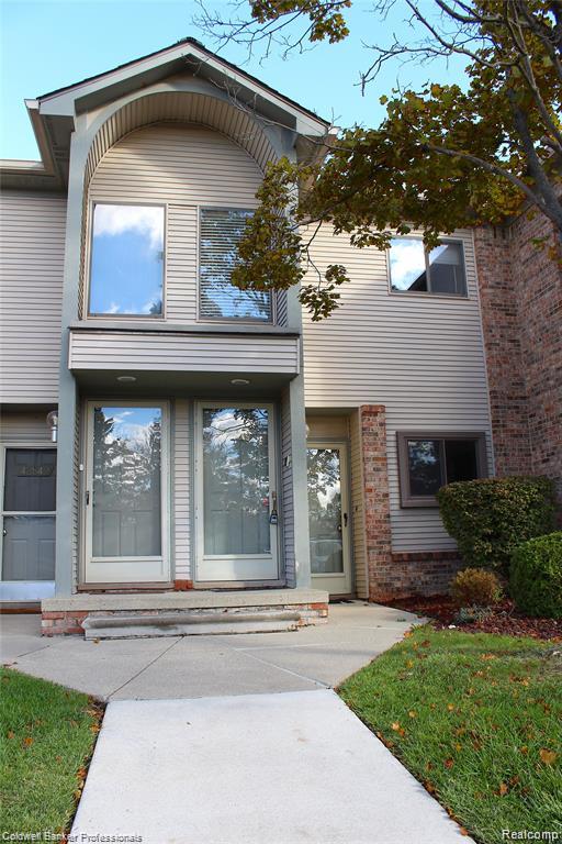 42540 Lilley Pointe Drive, Canton, MI 48187 — front exterior
