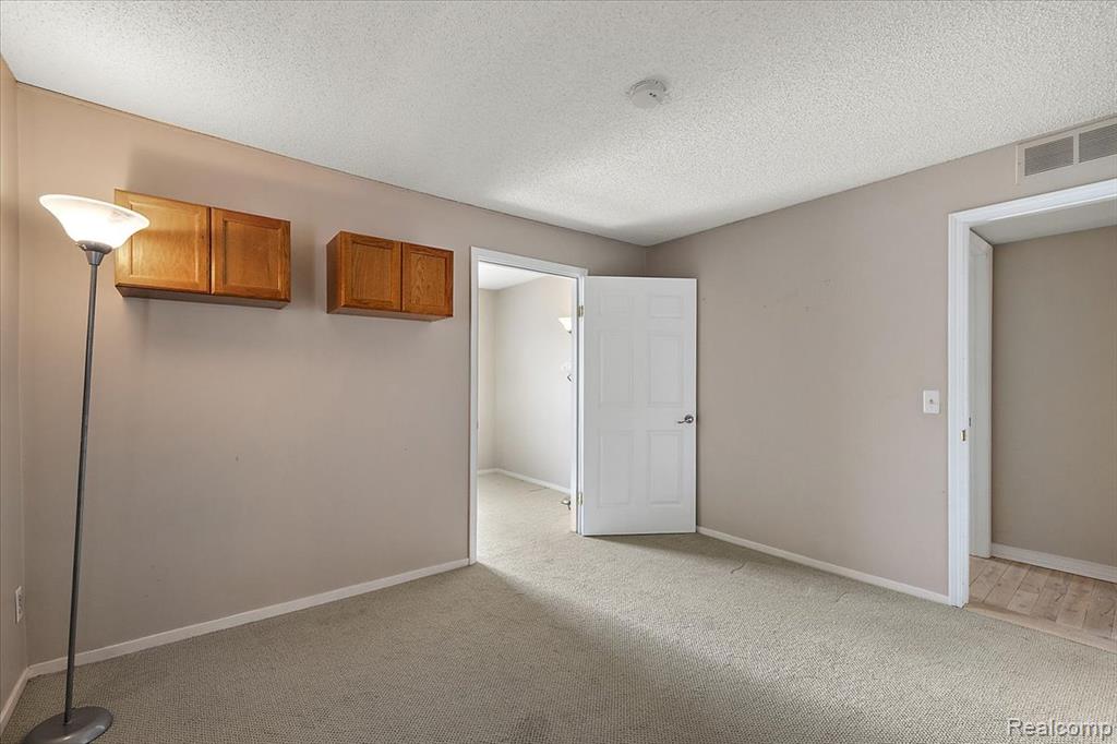 5080 Harbor Oak, Waterford, MI 48329 — Photo 29