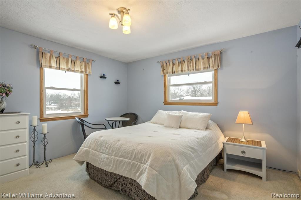 340 Angola Street, Wolverine Lake, MI 48390 — Photo 27