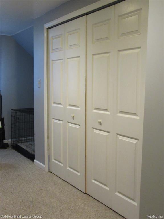 933 E Dallas Avenue, Madison Heights, MI 48071 — Photo 20