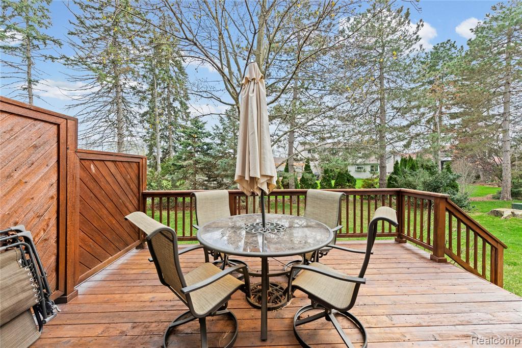 4660 Royal Cove Drive, 5, Utica, MI 48316 — Photo 29