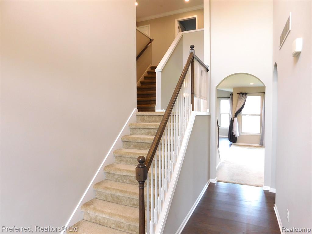 50316 AMBERWOOD Road, Canton, MI 48188 — Photo 16