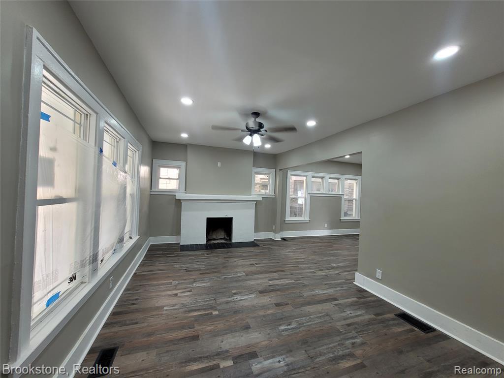 3241 Lawrence Street, Detroit, MI 48206 — Photo 4