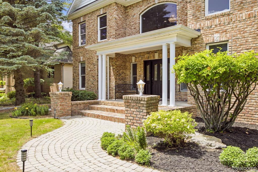 3269 Saint Andrews Drive, Port Huron, MI 48060 — Photo 2