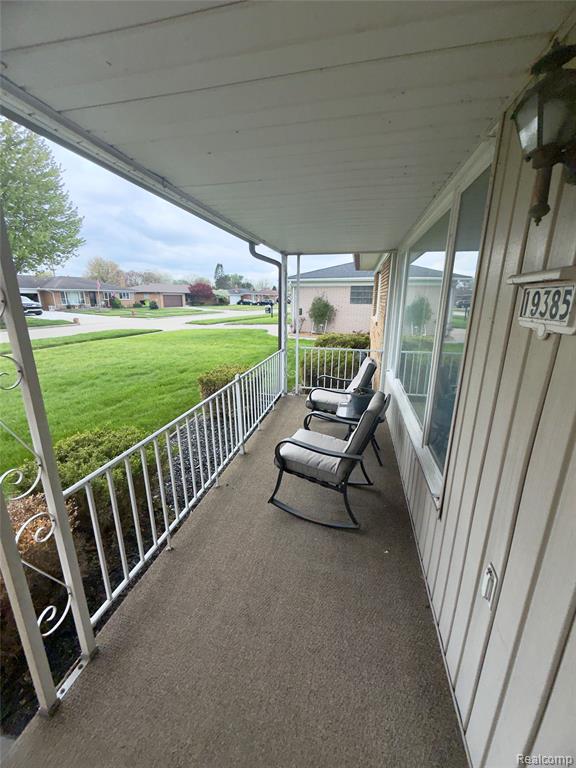 19385 Skyline Street, Roseville, MI 48066 — Photo 9