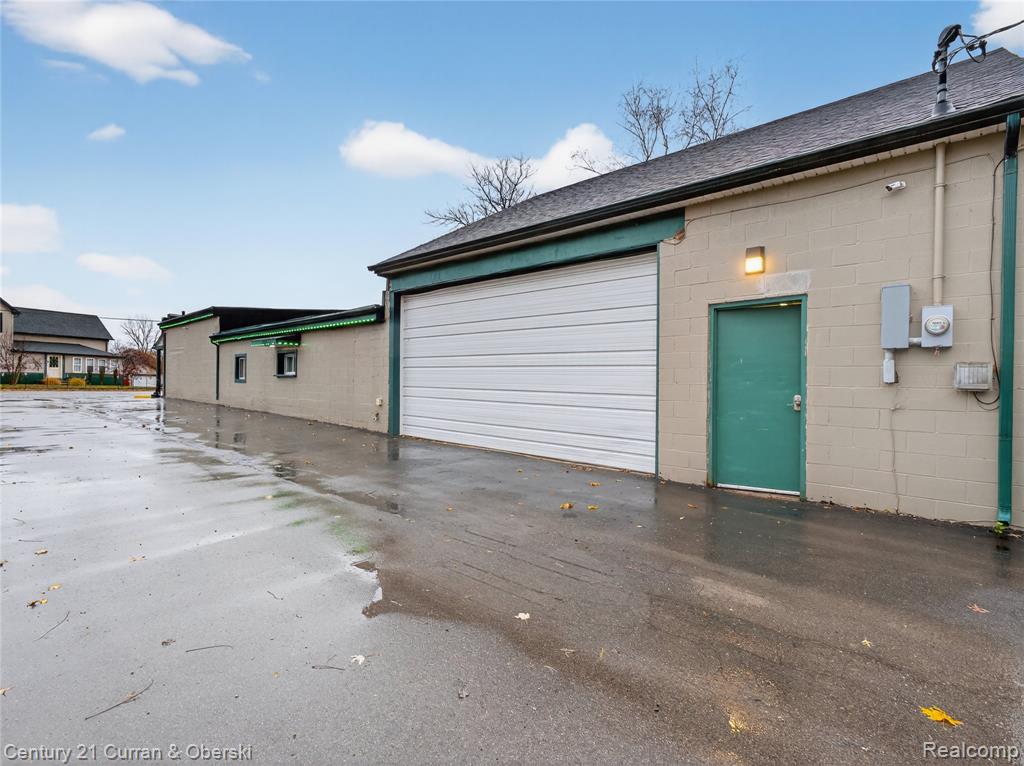 27996 Waltz Road, New Boston, MI 48164 — Photo 37