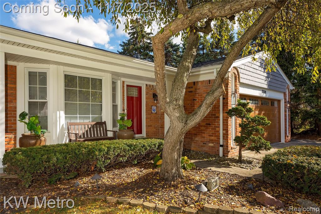 5338 Berwyck Drive, Troy, MI 48085 — Photo 46