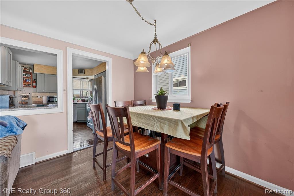 31325 Sheridan Street, Garden City, MI — Photo 12