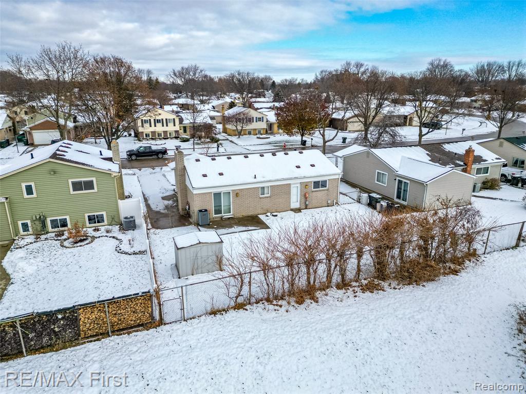 41498 Harvard Drive, Sterling Heights, MI 48313 — Photo 4